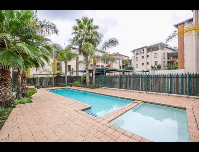 2 BEDROOM APARTMENT FOR SALE IN SUNNINGHILL
